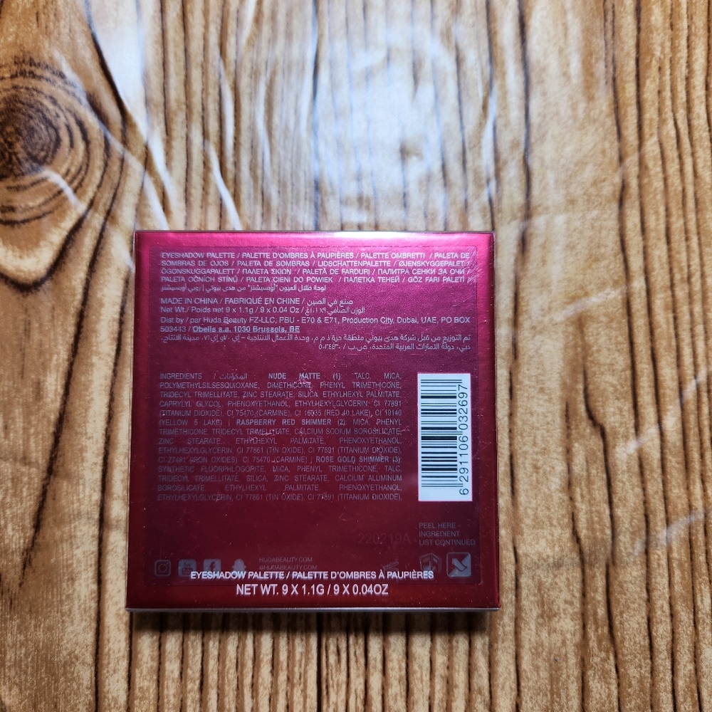 Huda Ruby Obsessions Mini Palette - NEW - Picture 2 of 3